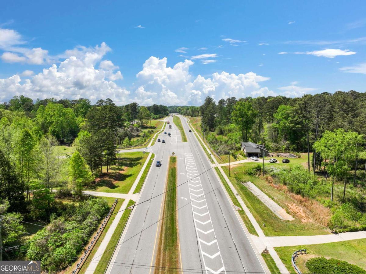 5442 Cumming Highway Property Photo 15
