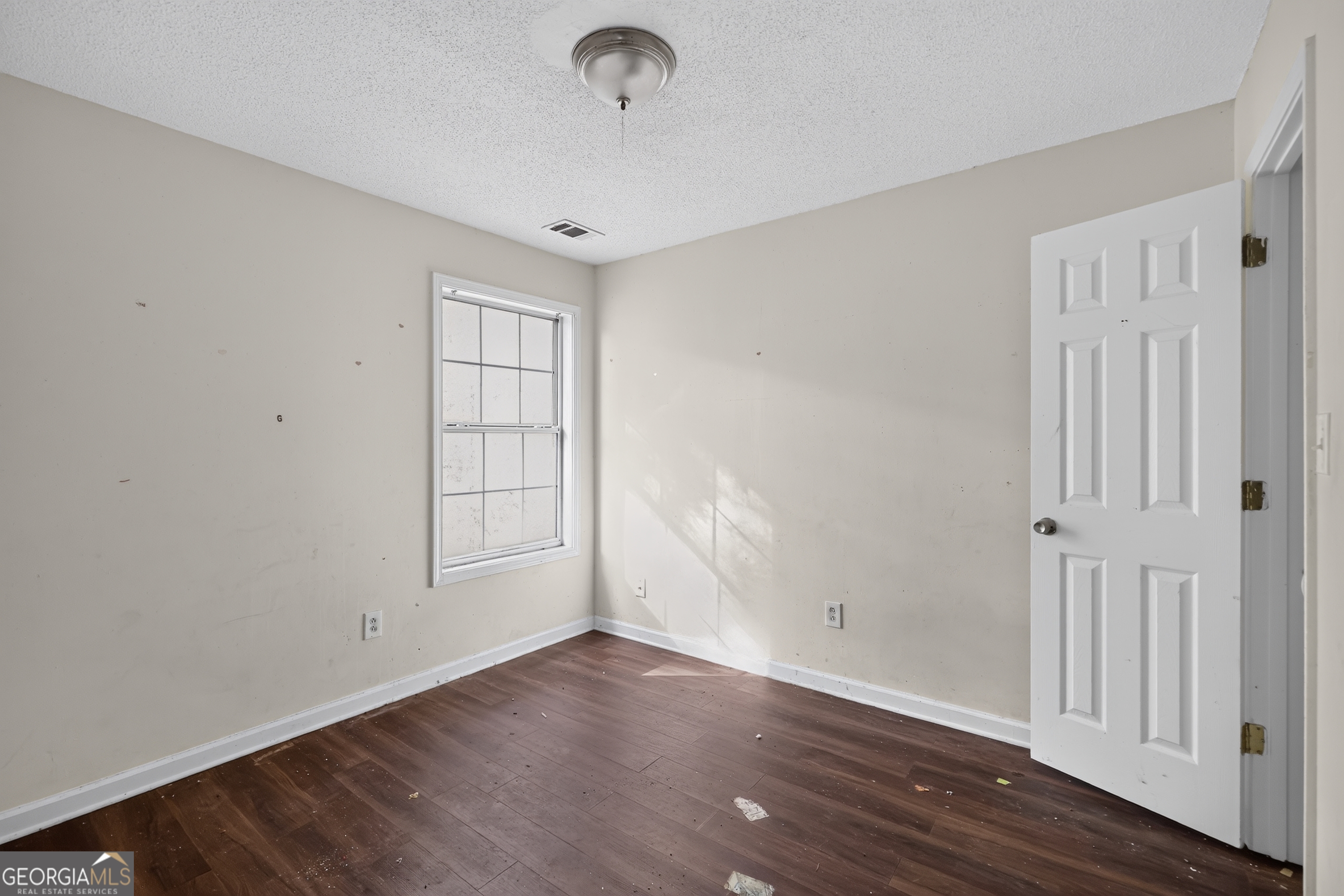 7117 Ravenwood Lane Property Photo 9