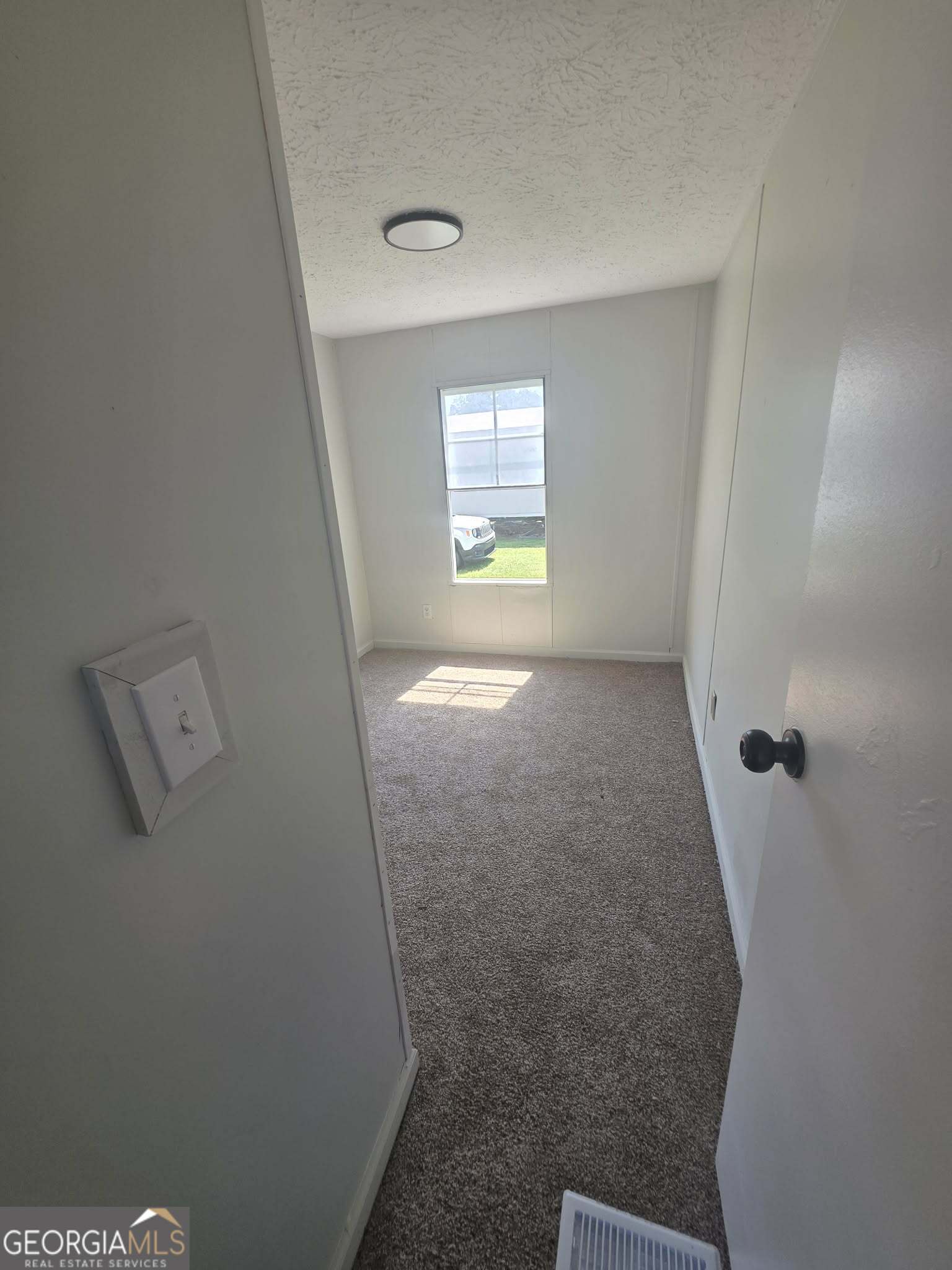 711 J T Lane Property Photo 21