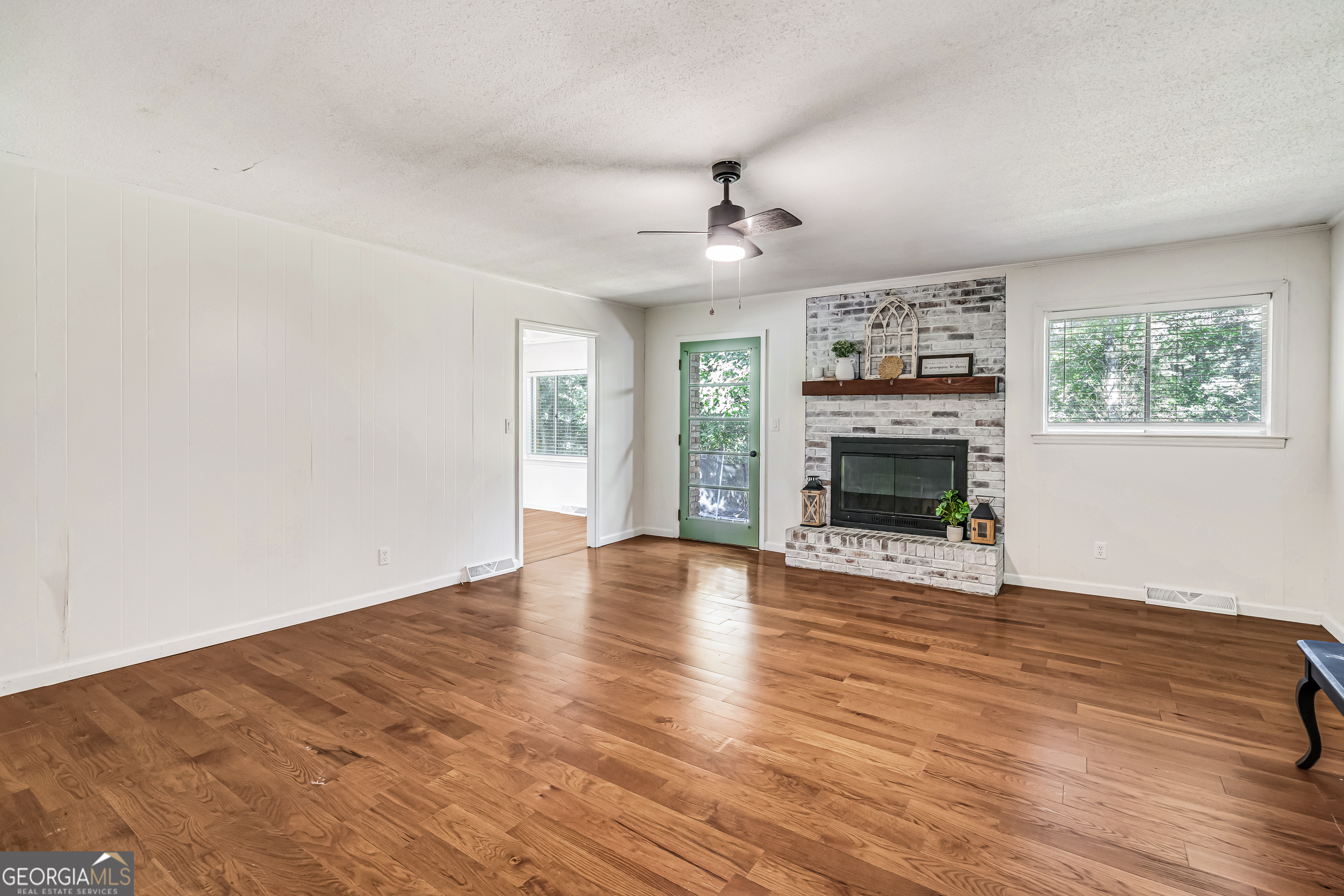 2814 Suncrest Drive Property Photo 16