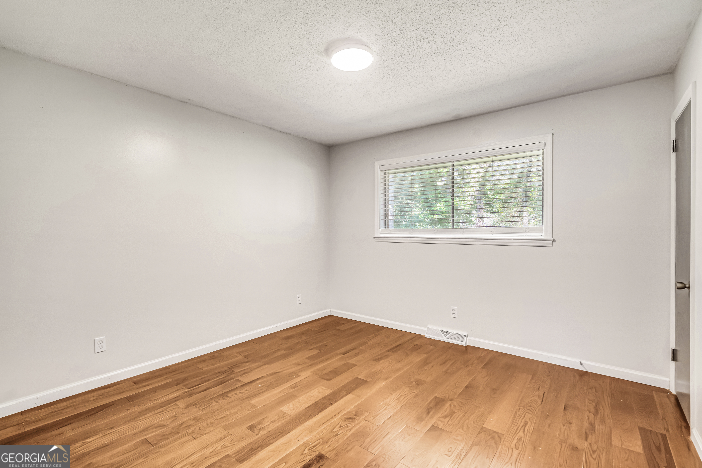 2814 Suncrest Drive Property Photo 24