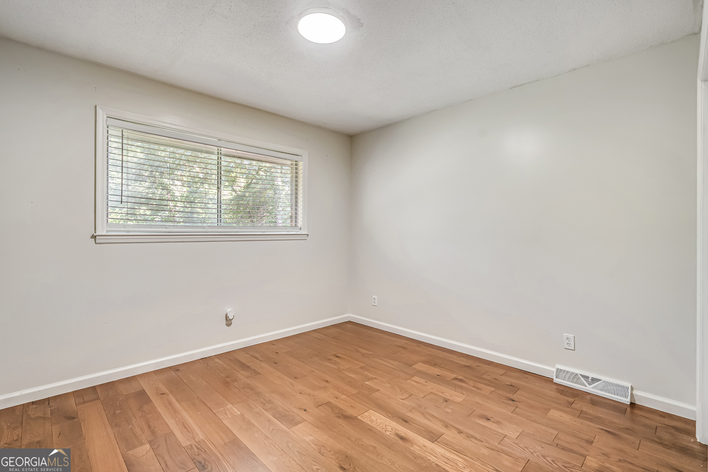 2814 Suncrest Drive Property Photo 29