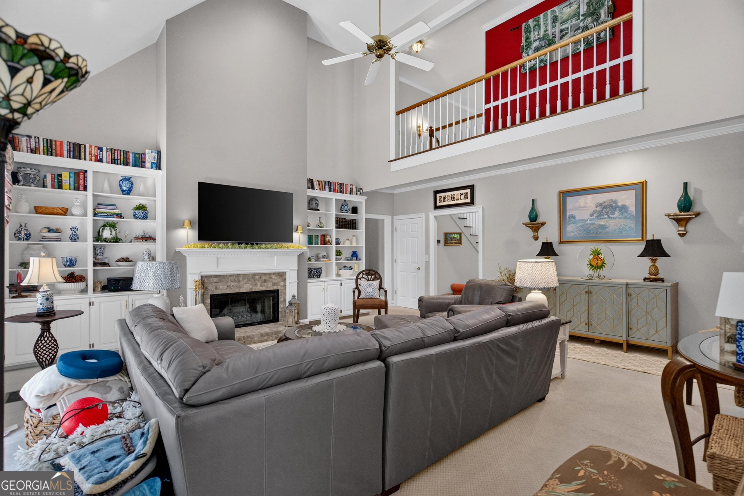 1026 Riverside Drive Property Photo 2