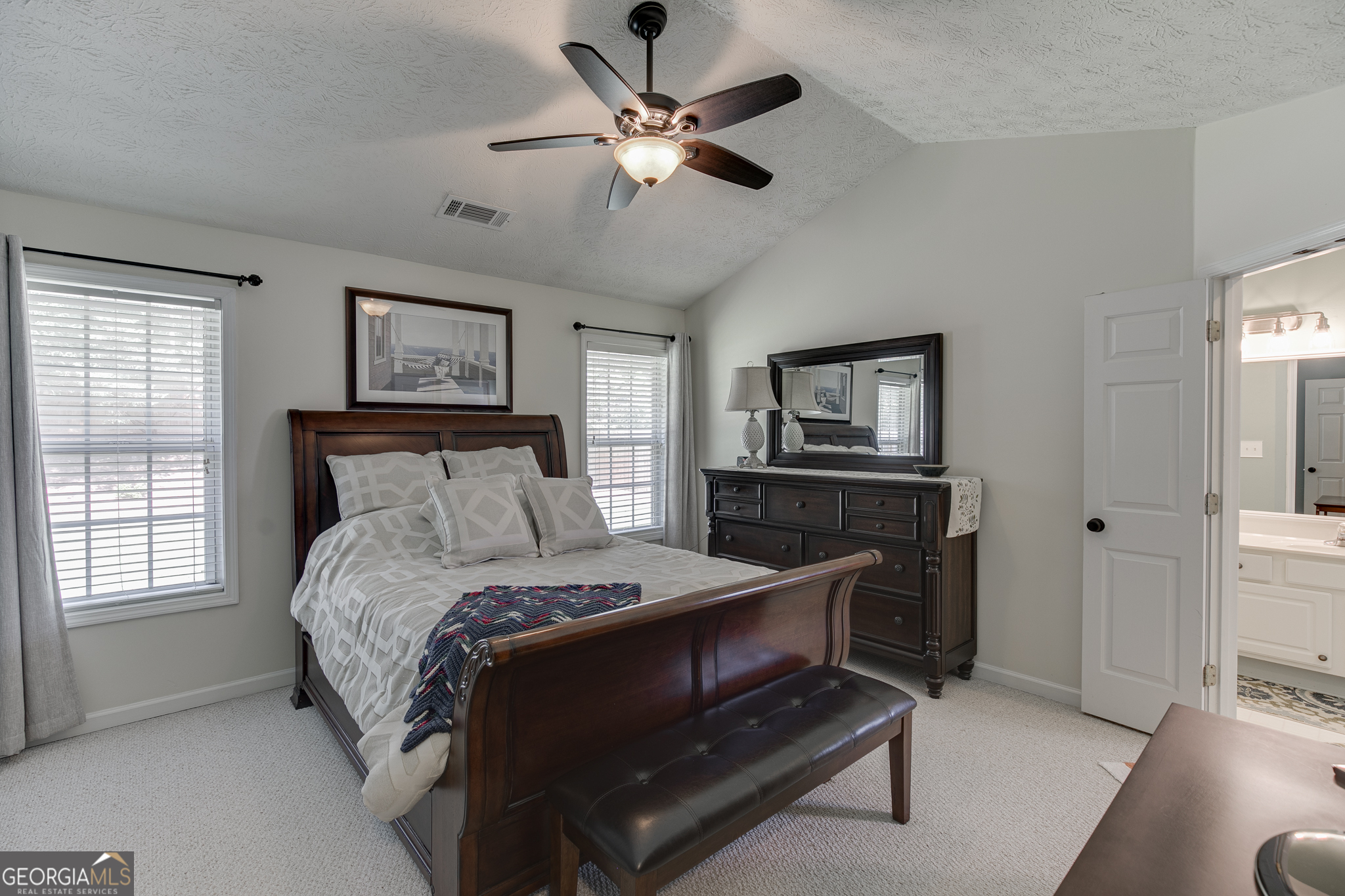 558 Bellingham Drive Property Photo 28