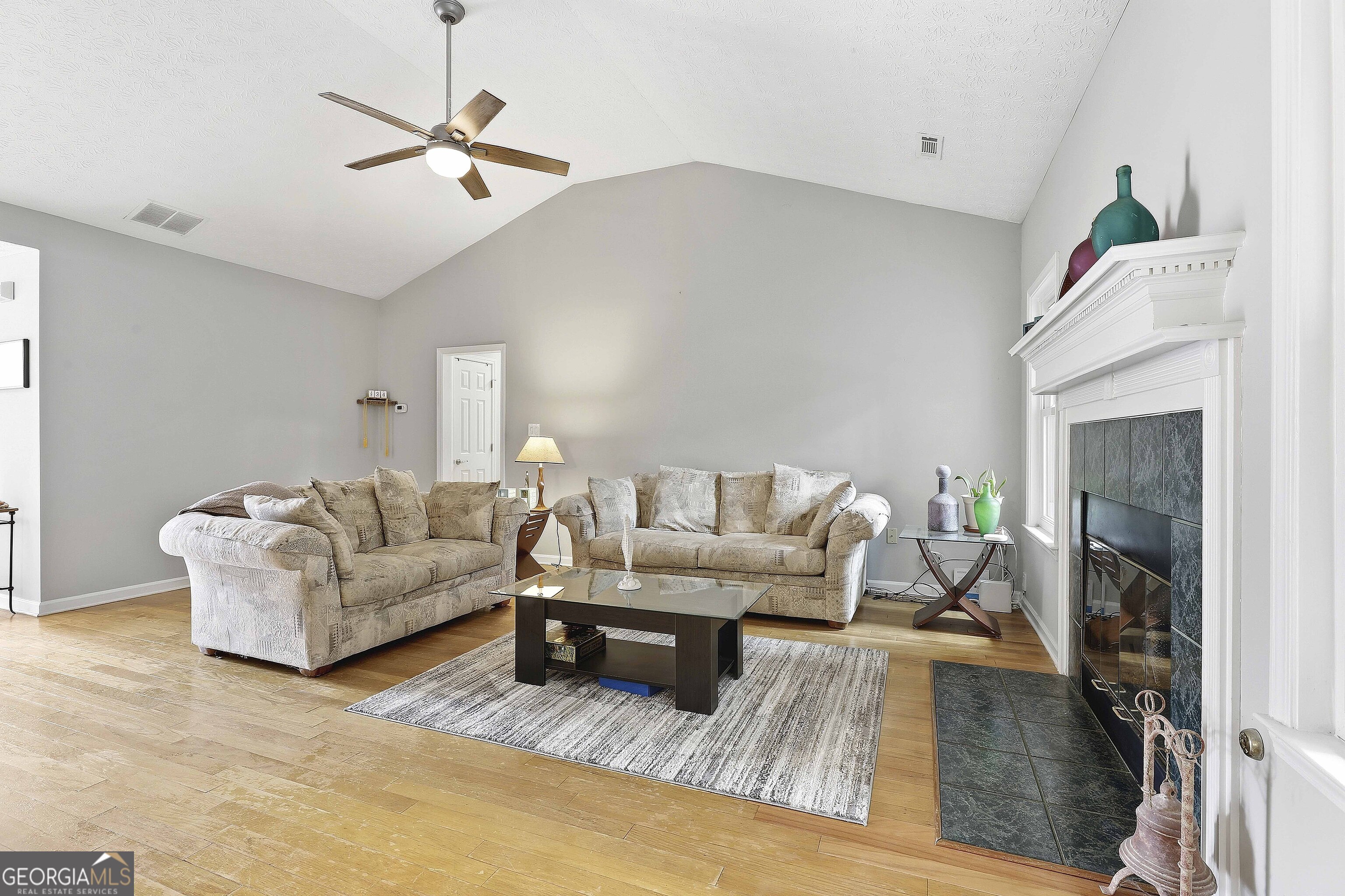 102 Belvedere Lane Property Photo 6