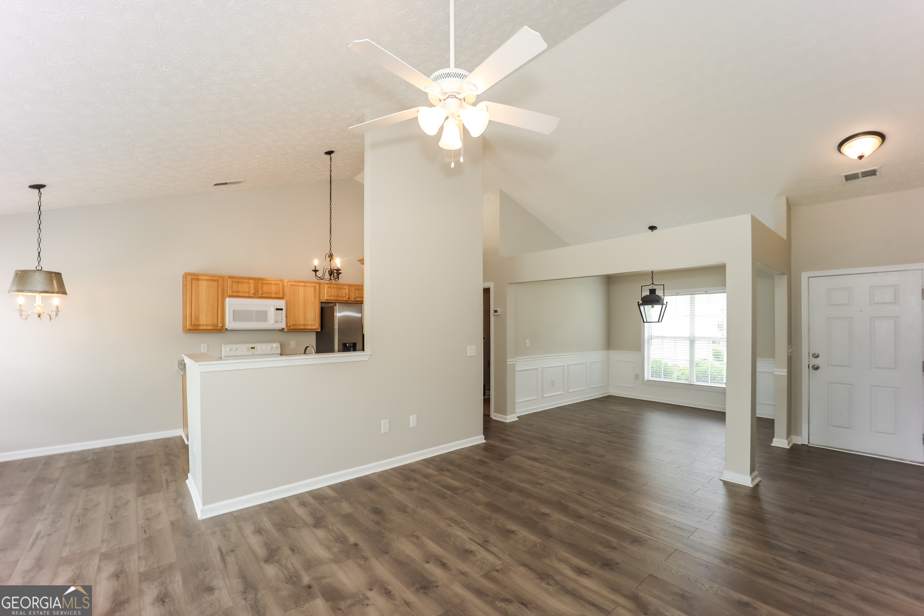 413 Baldwin Court Property Photo 6