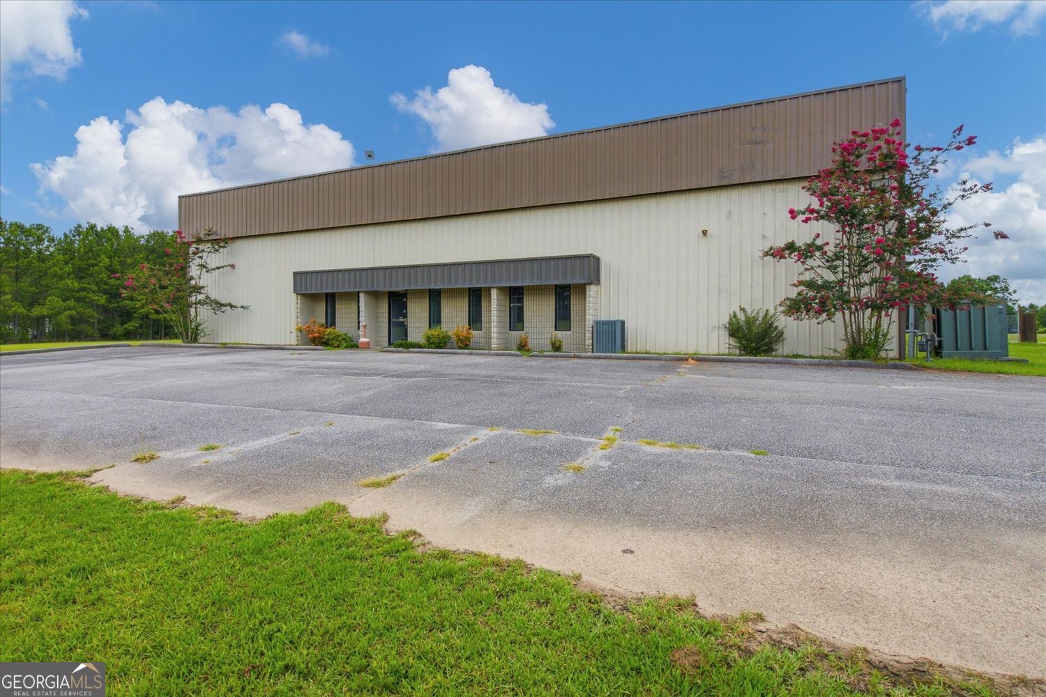 524 Golf Course Road Property Photo 2