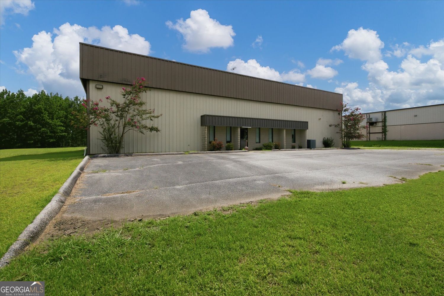 524 Golf Course Road Property Photo 6