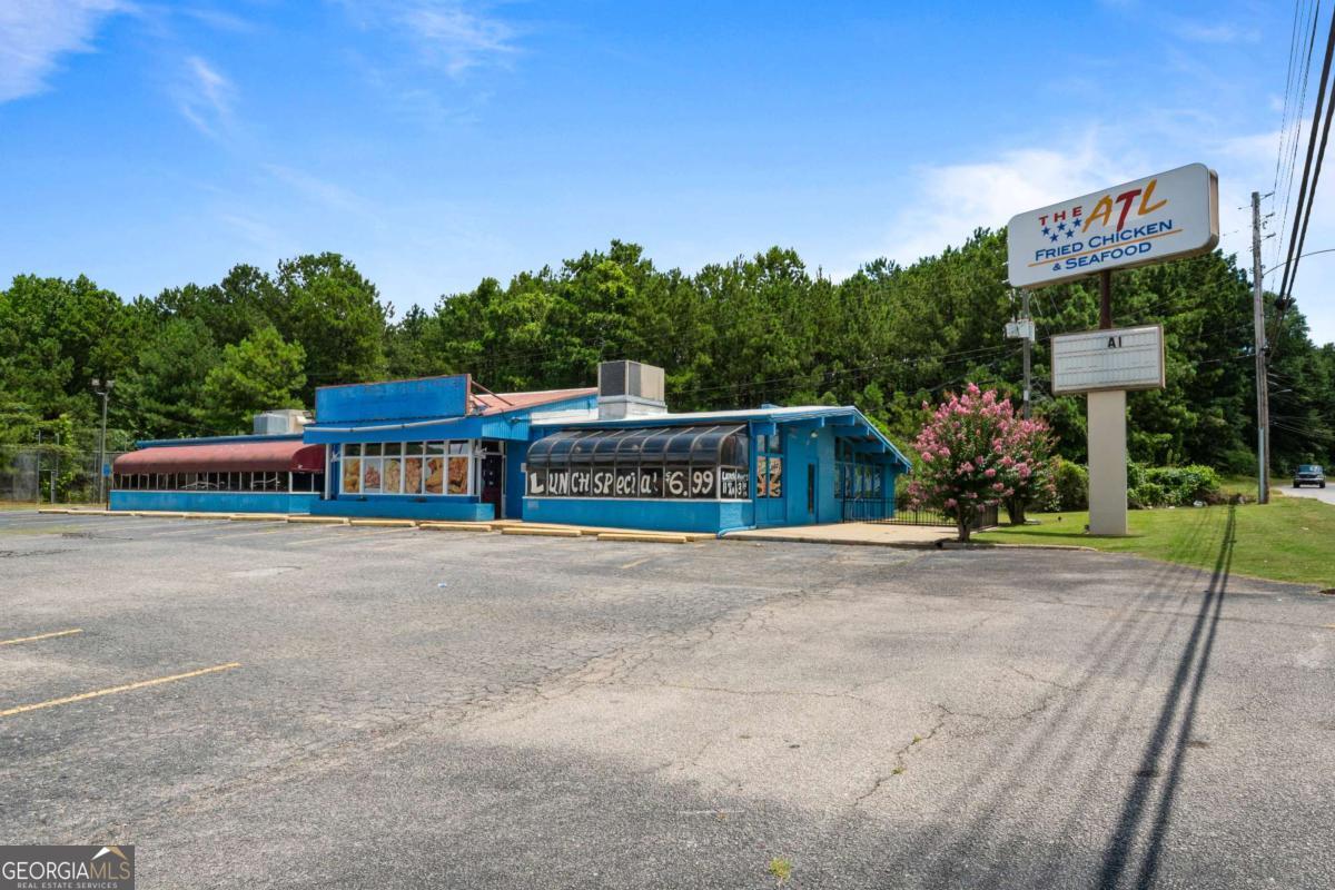 301 Commerce Avenue Property Photo 1