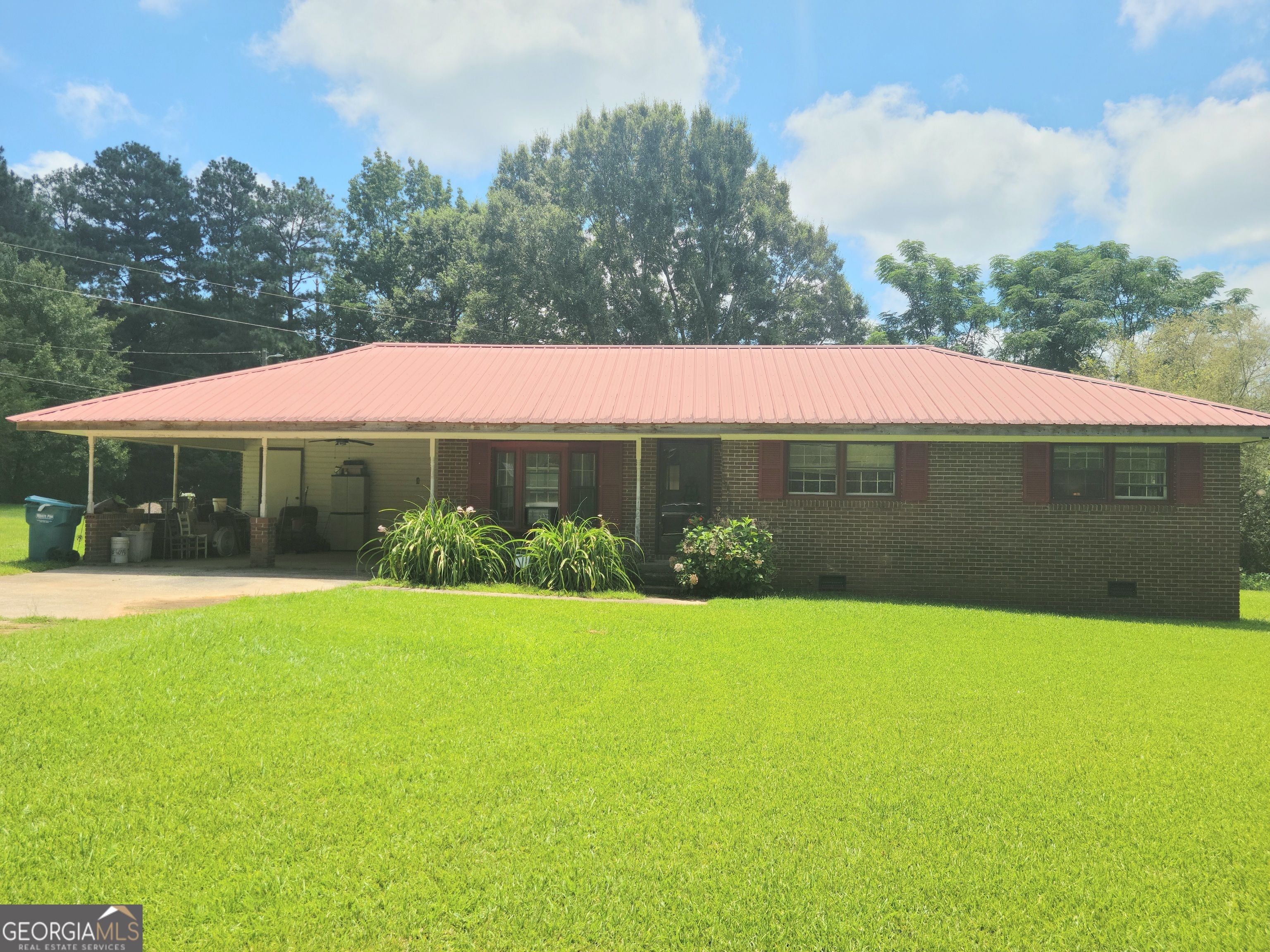 1362 Whites Chapel Road Property Photo 1