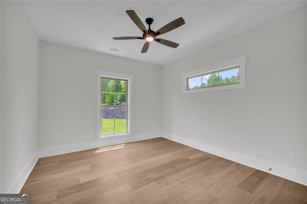 410 Edgewater Trail Property Photo 48