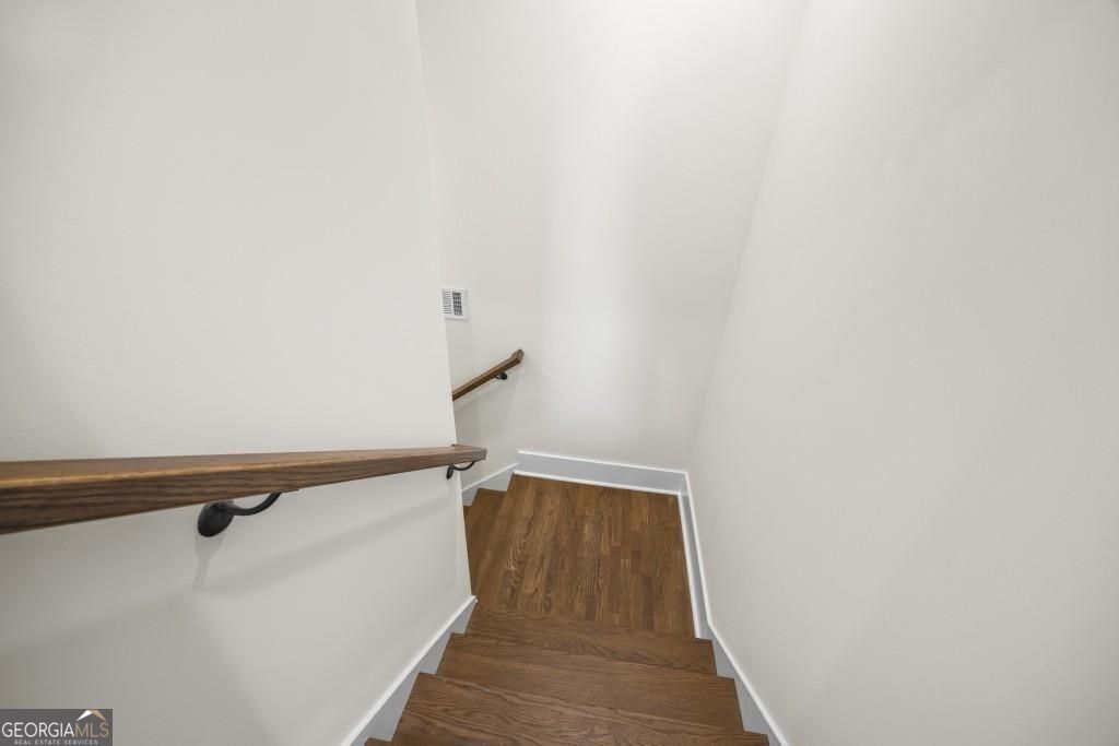 410 Edgewater Trail Property Photo 58