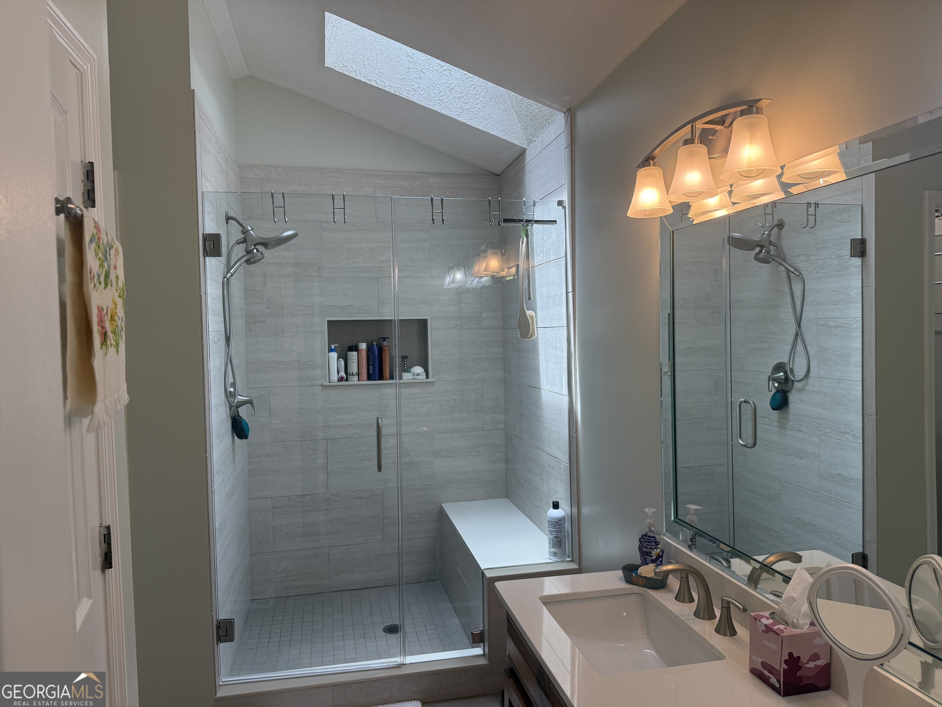 124 Greenbriar Trail Property Photo 5