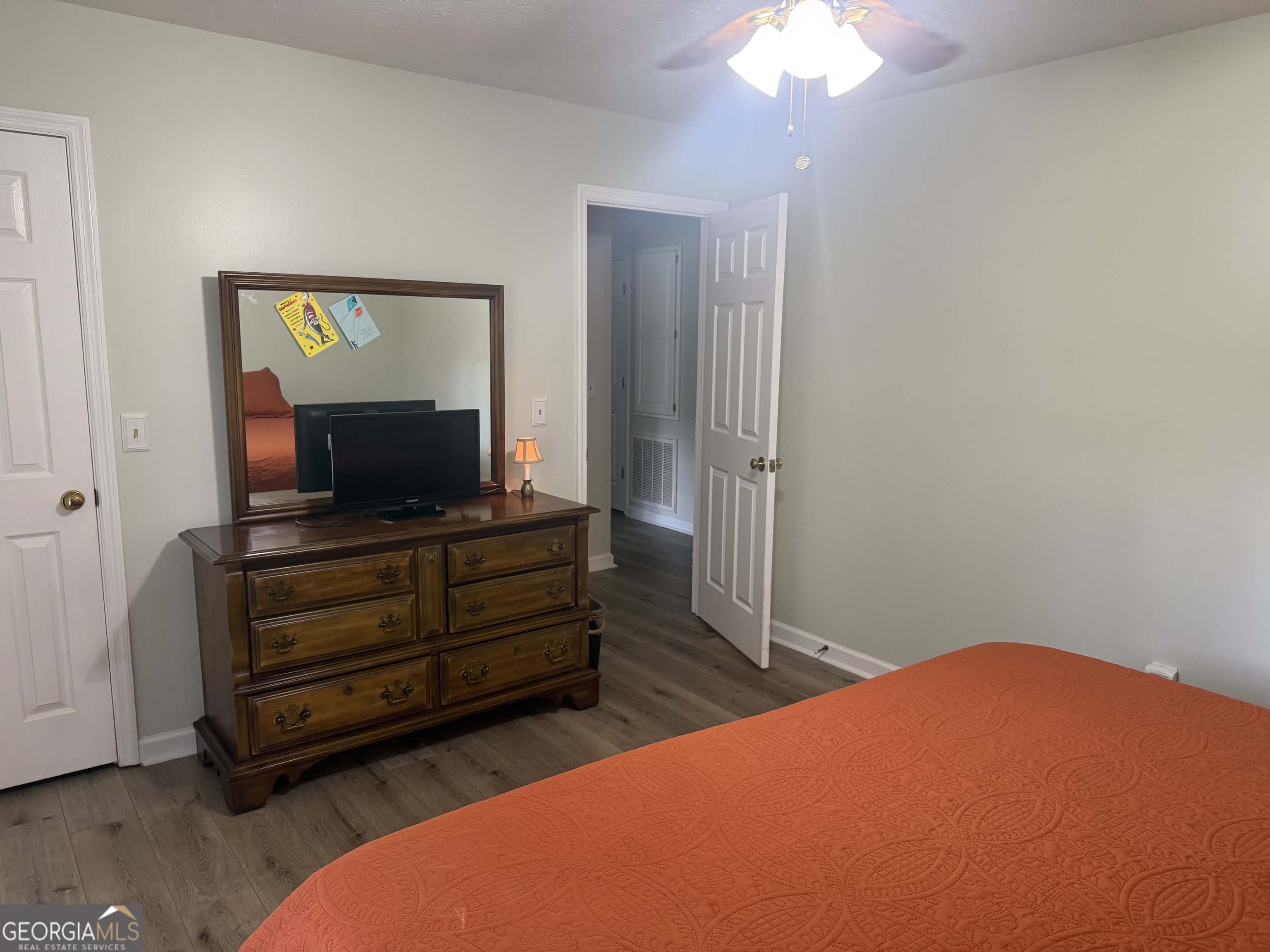 124 Greenbriar Trail Property Photo 11