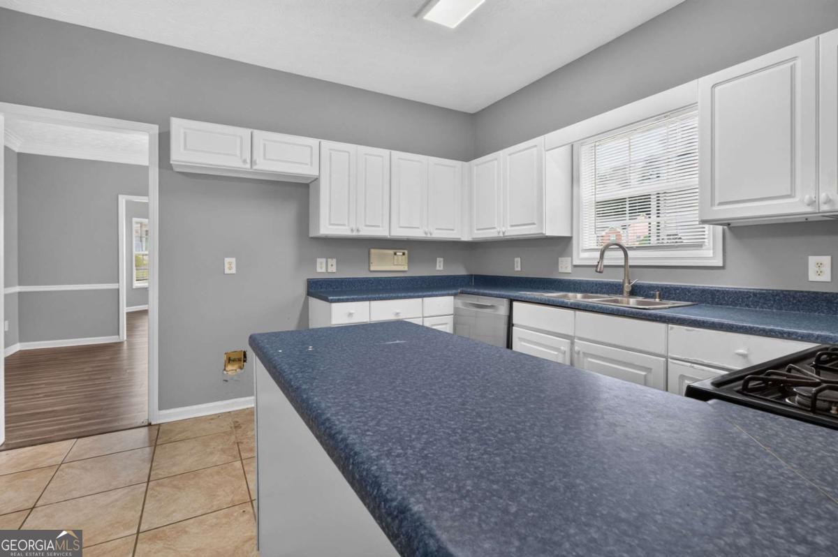 2364 Fallbrook Court Property Photo 10
