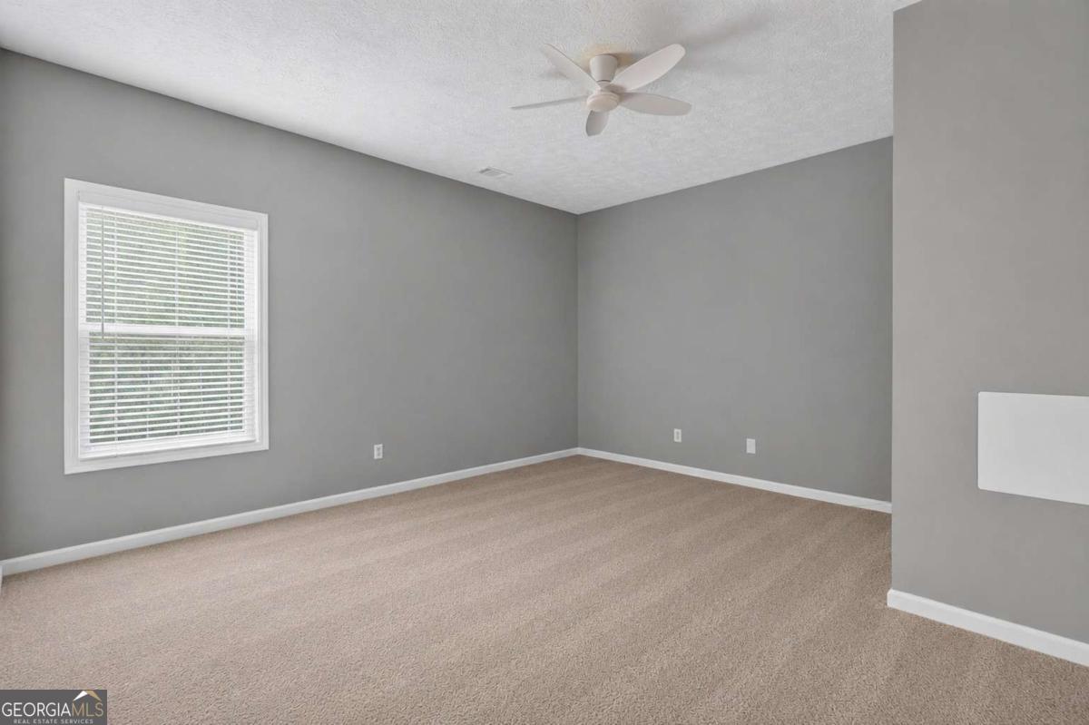2364 Fallbrook Court Property Photo 14