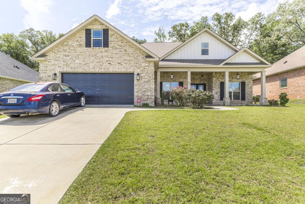 306 Rustic Live Oak Trail Property Photo 1
