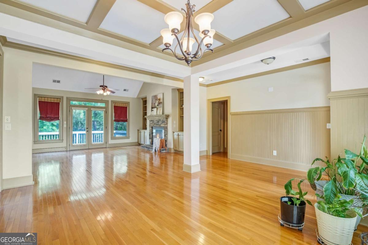 5 Eastview Court Se Property Photo 5