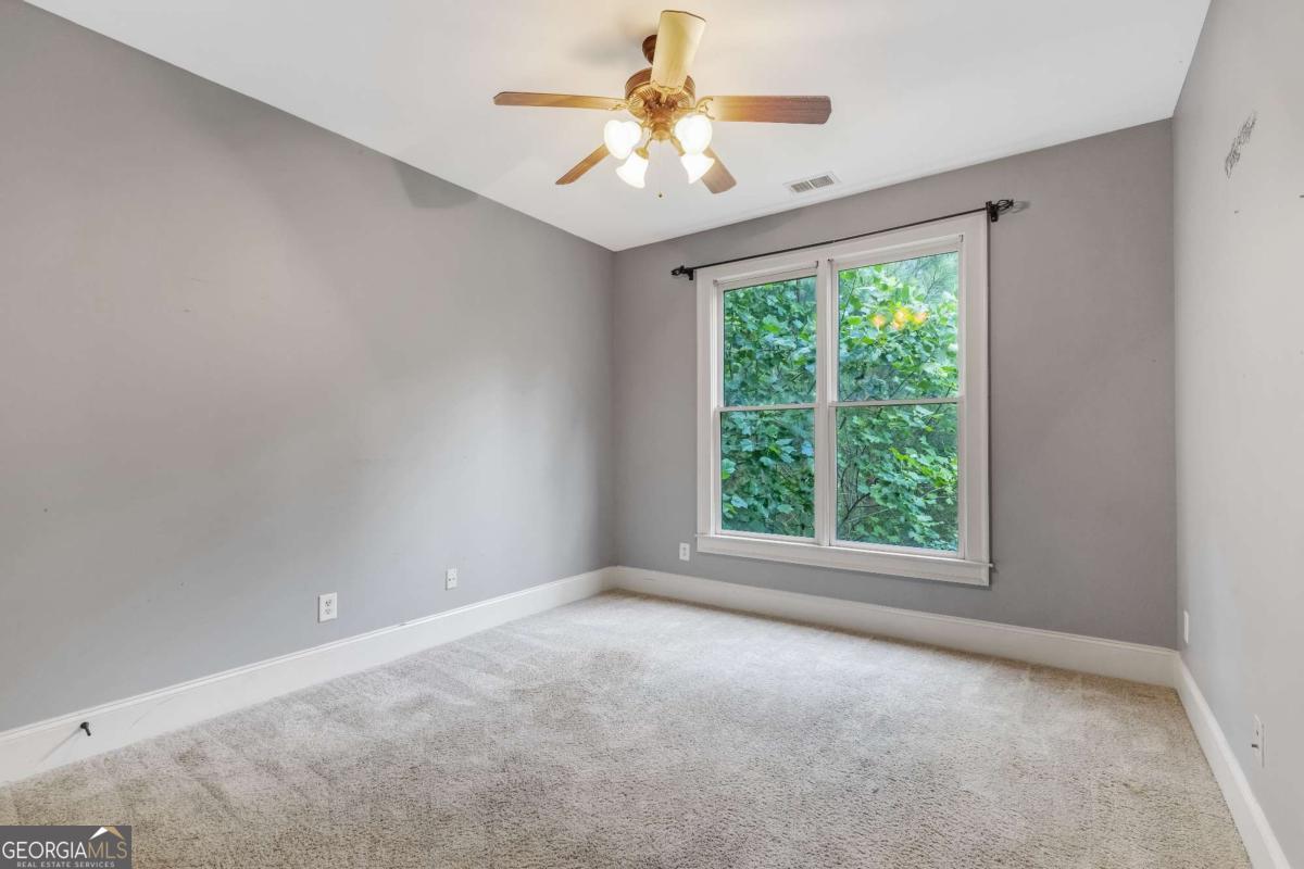 5 Eastview Court Se Property Photo 19