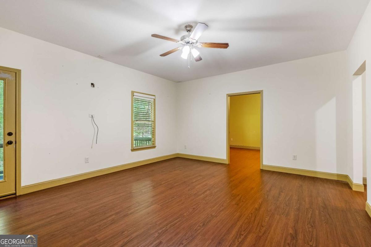 5 Eastview Court Se Property Photo 27