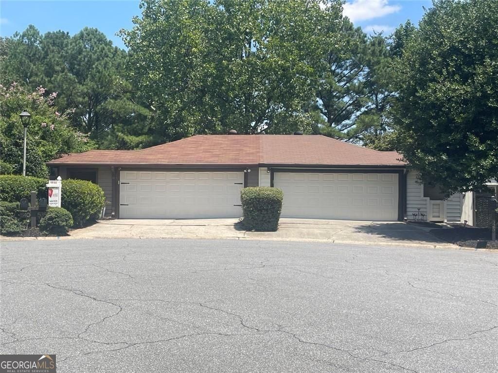 535 Putters Court Property Photo 1