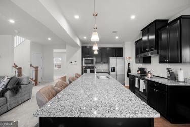 838 Maduro Way Property Photo 6