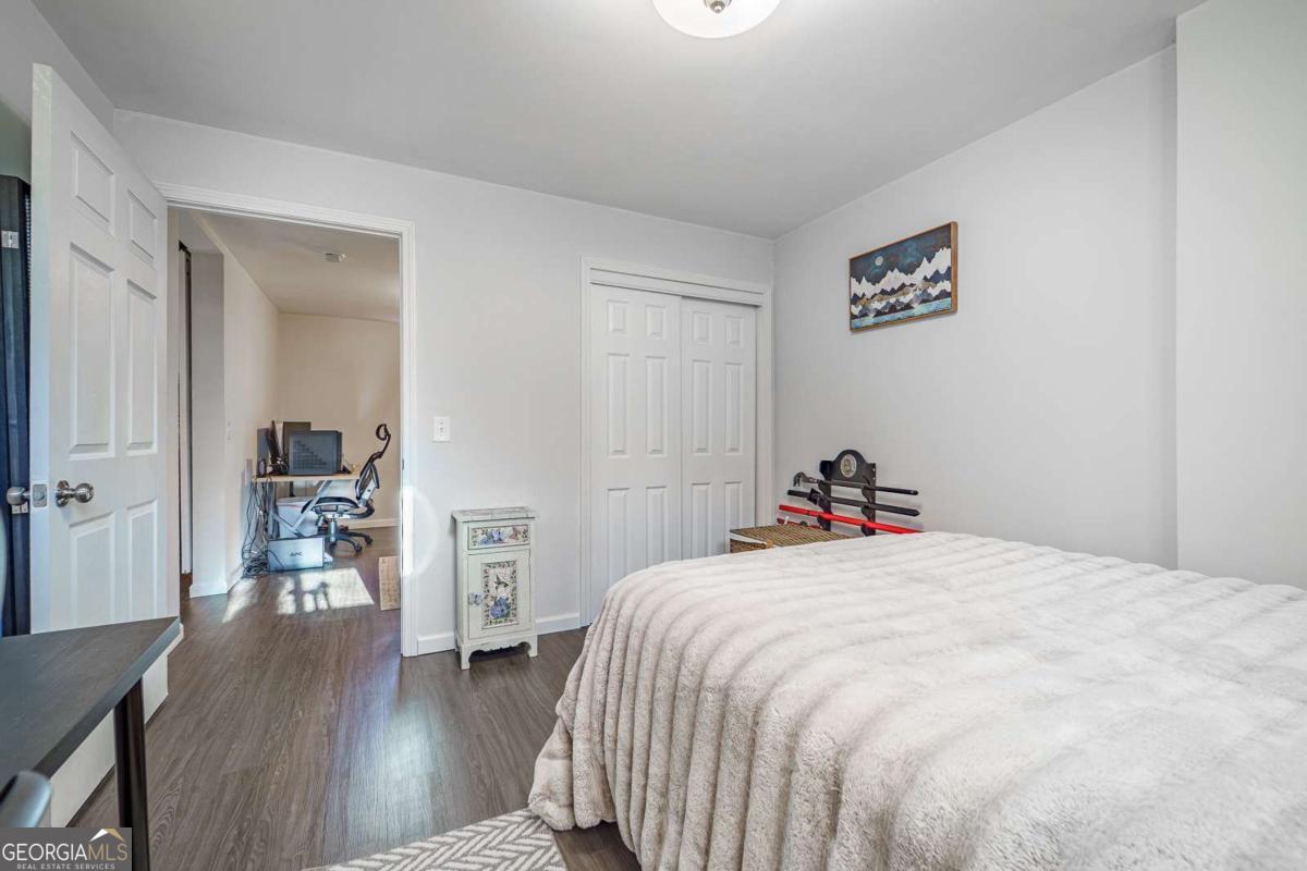 2310 Fleetwood Drive Property Photo 24