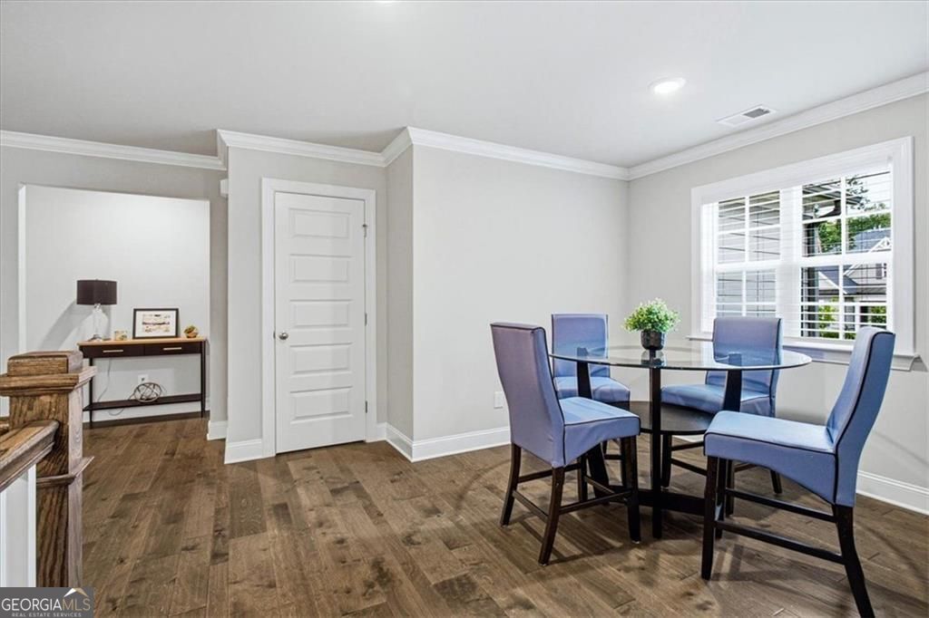 427 Parkbrook Way Property Photo 30
