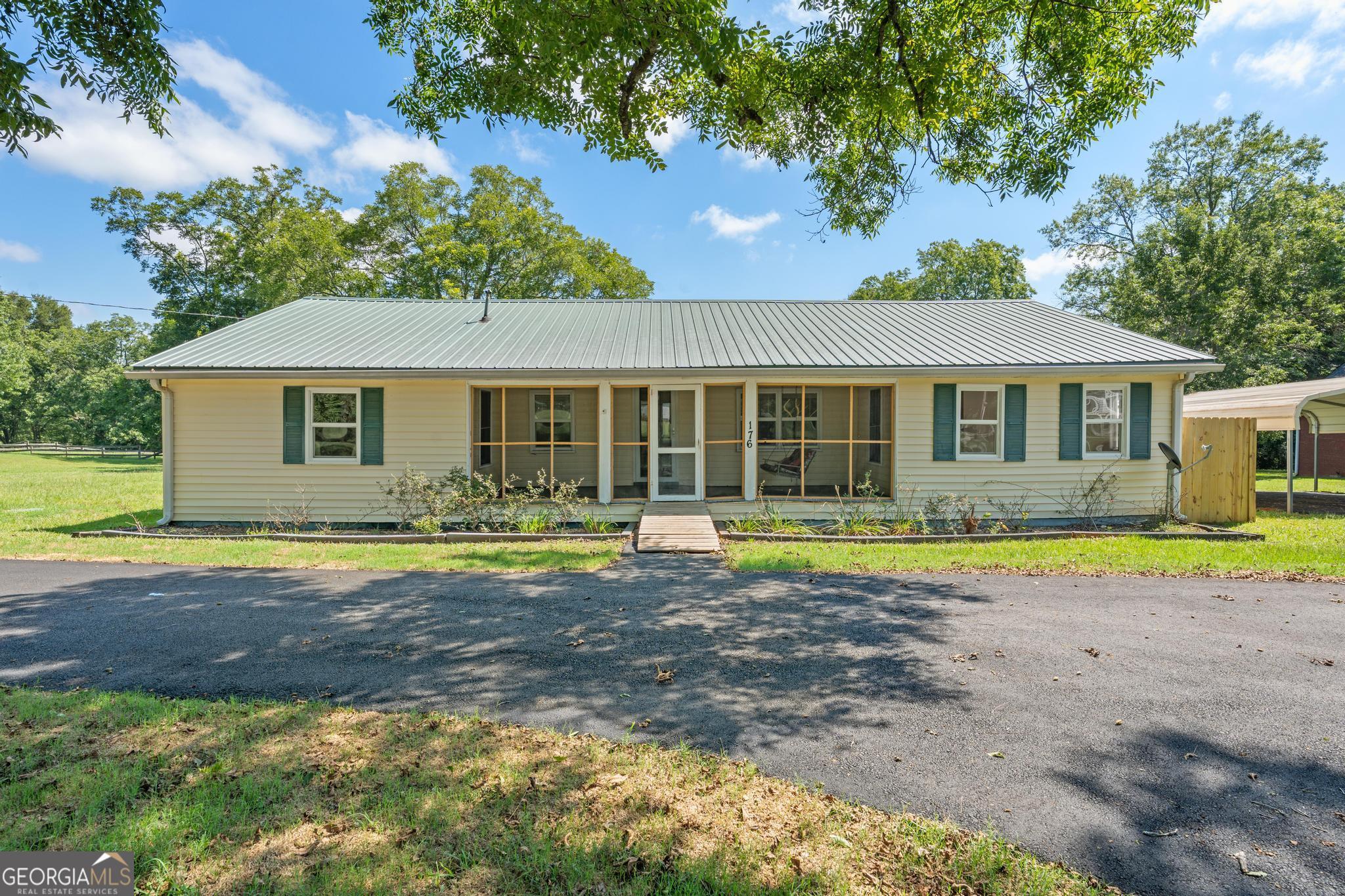 176 Midland Street Property Photo 1
