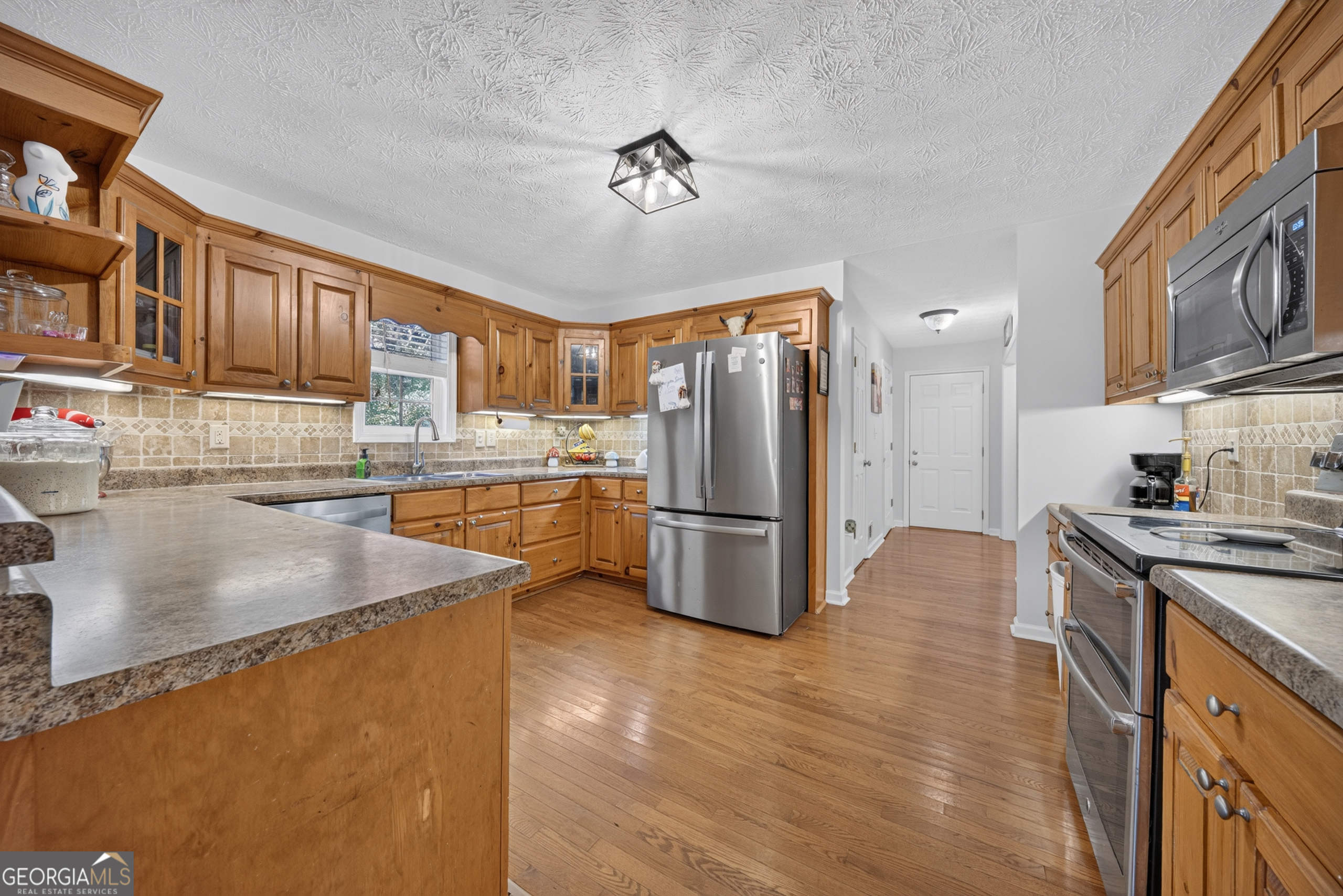 481 Lisa Circle Property Photo 13