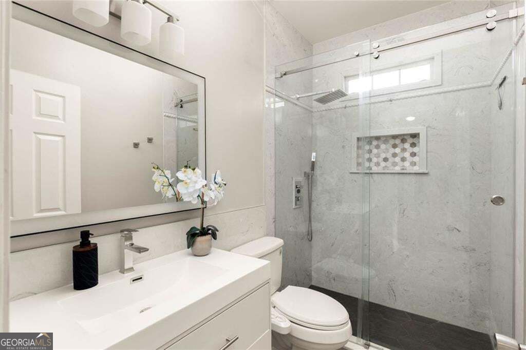 3030 Northcliff Drive Property Photo 17