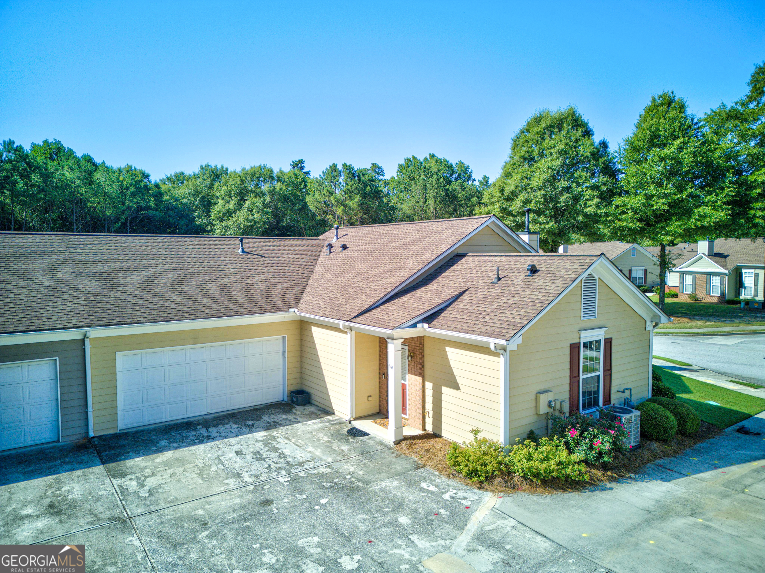 172 Camry Lane Property Photo 3