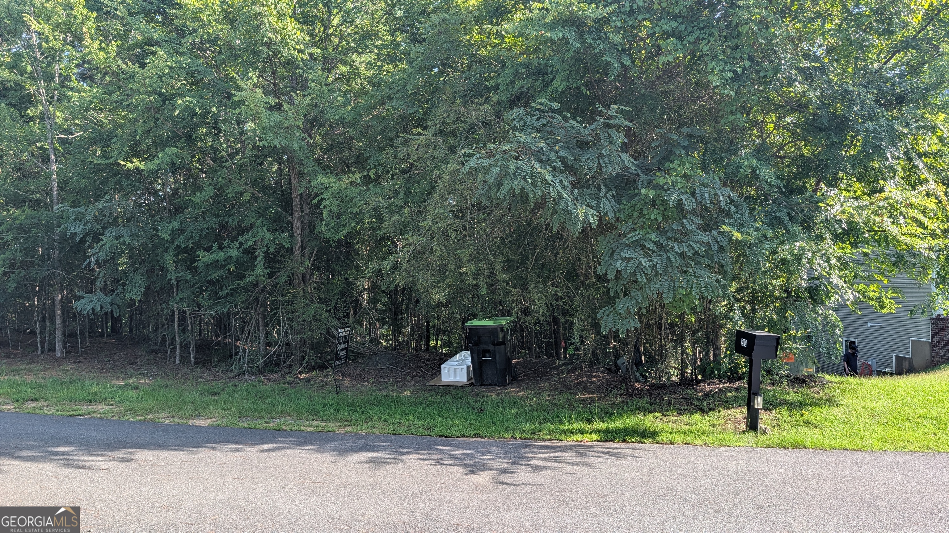 186 Masters Cove Property Photo 2