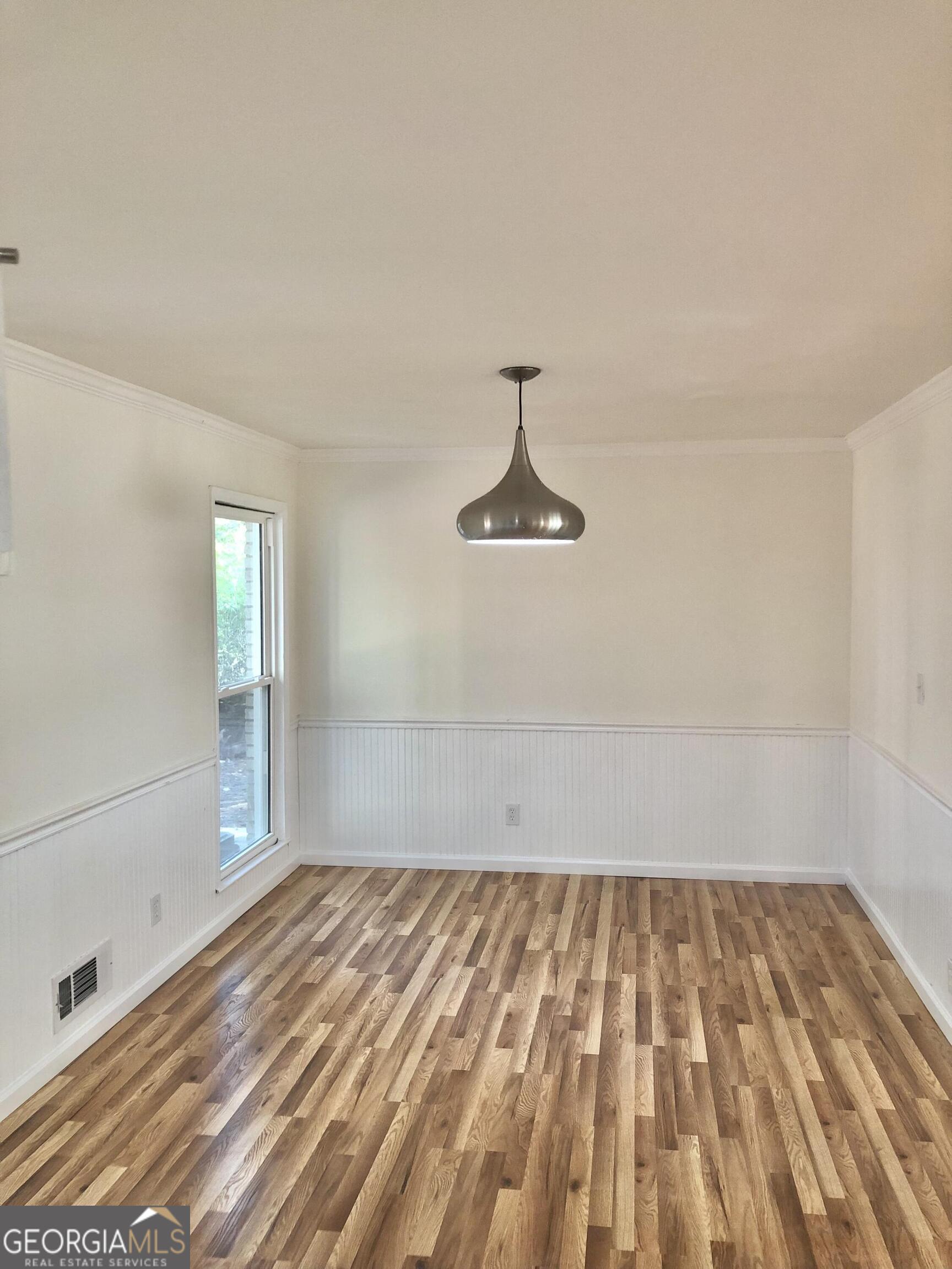 4330 Cedar Valley Lane Property Photo 4