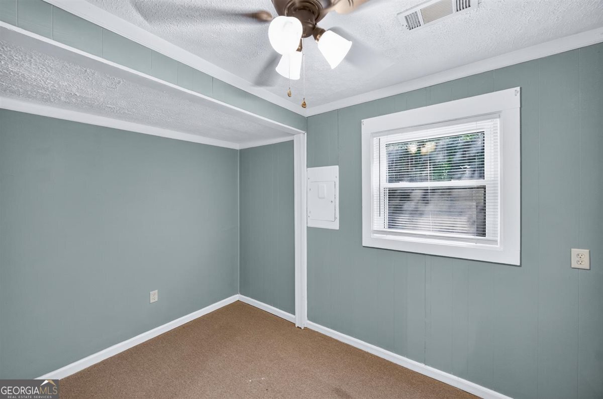 825 Maple Street Property Photo 16