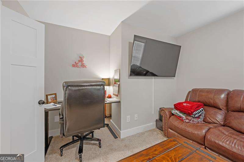 68 Jeffrey Lane Property Photo 31