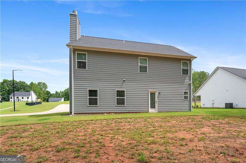 68 Jeffrey Lane Property Photo 32