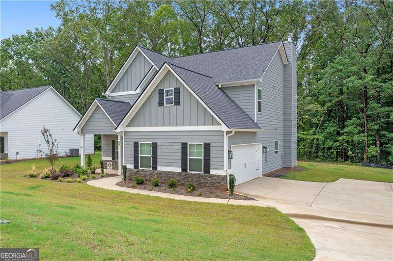 68 Jeffrey Lane Property Photo 33