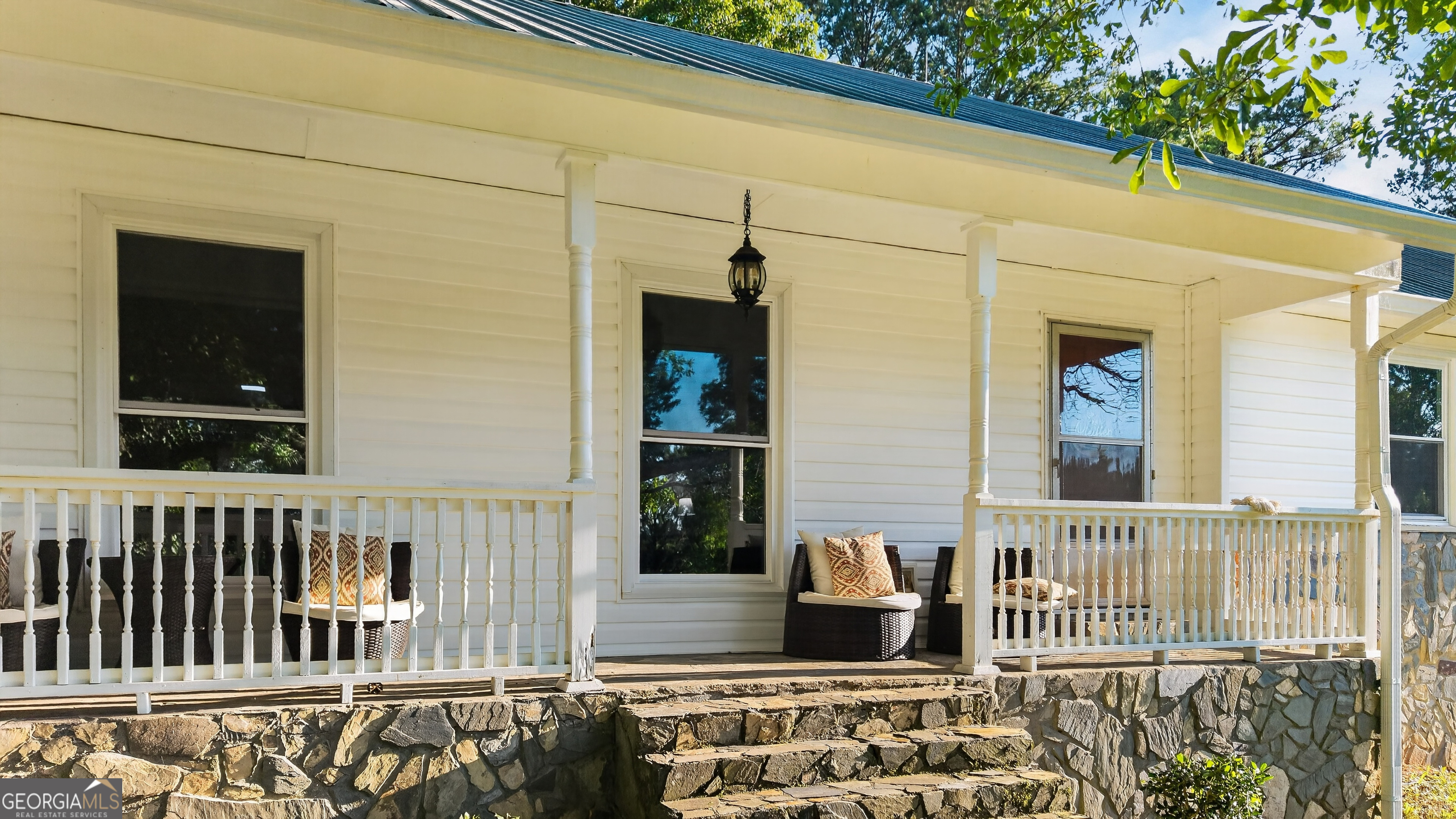 662 Highway 18 W Property Photo 6