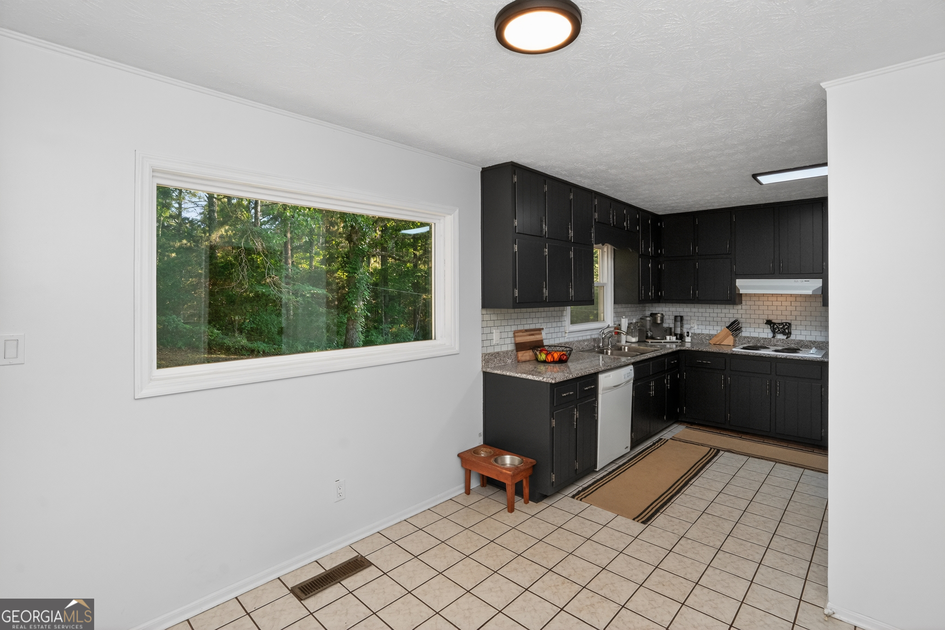 662 Highway 18 W Property Photo 12