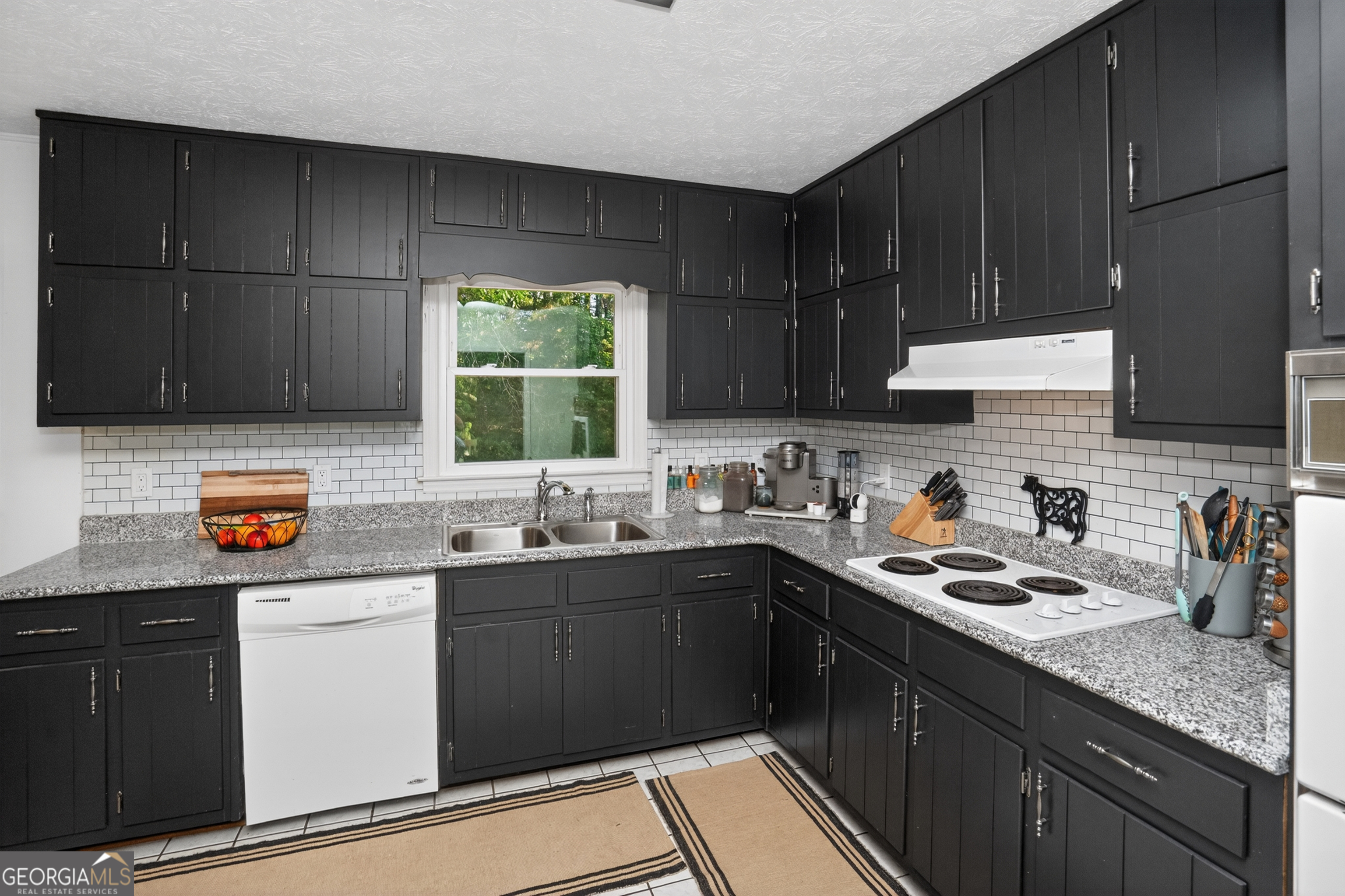 662 Highway 18 W Property Photo 76