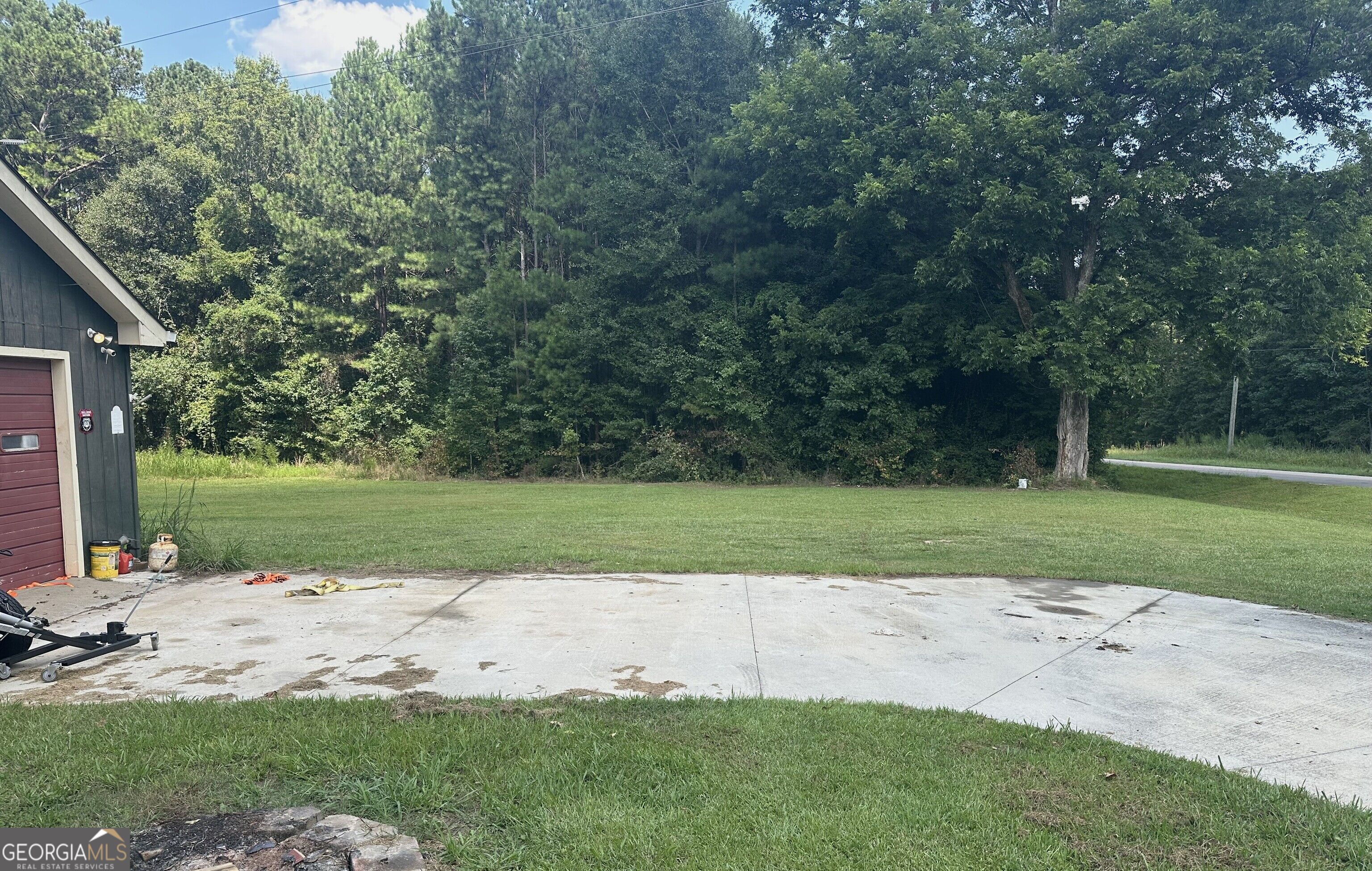 10 Dial Road Property Photo 16