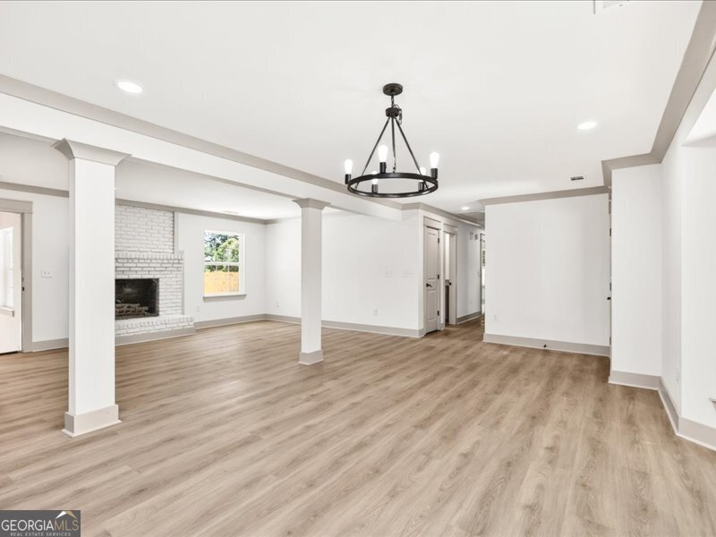 216 Ridgeland Drive Property Photo 16