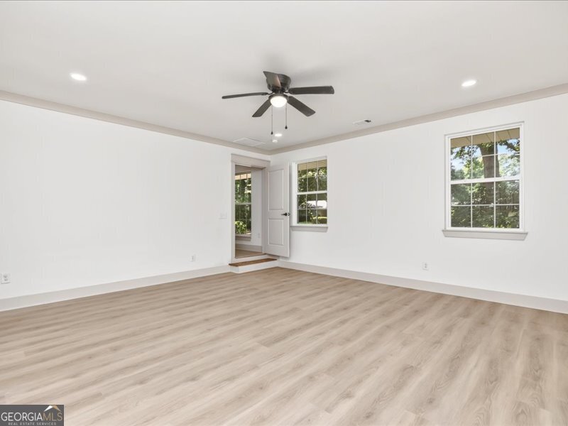216 Ridgeland Drive Property Photo 35