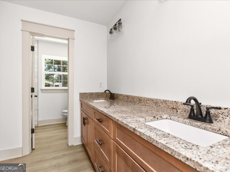 216 Ridgeland Drive Property Photo 49