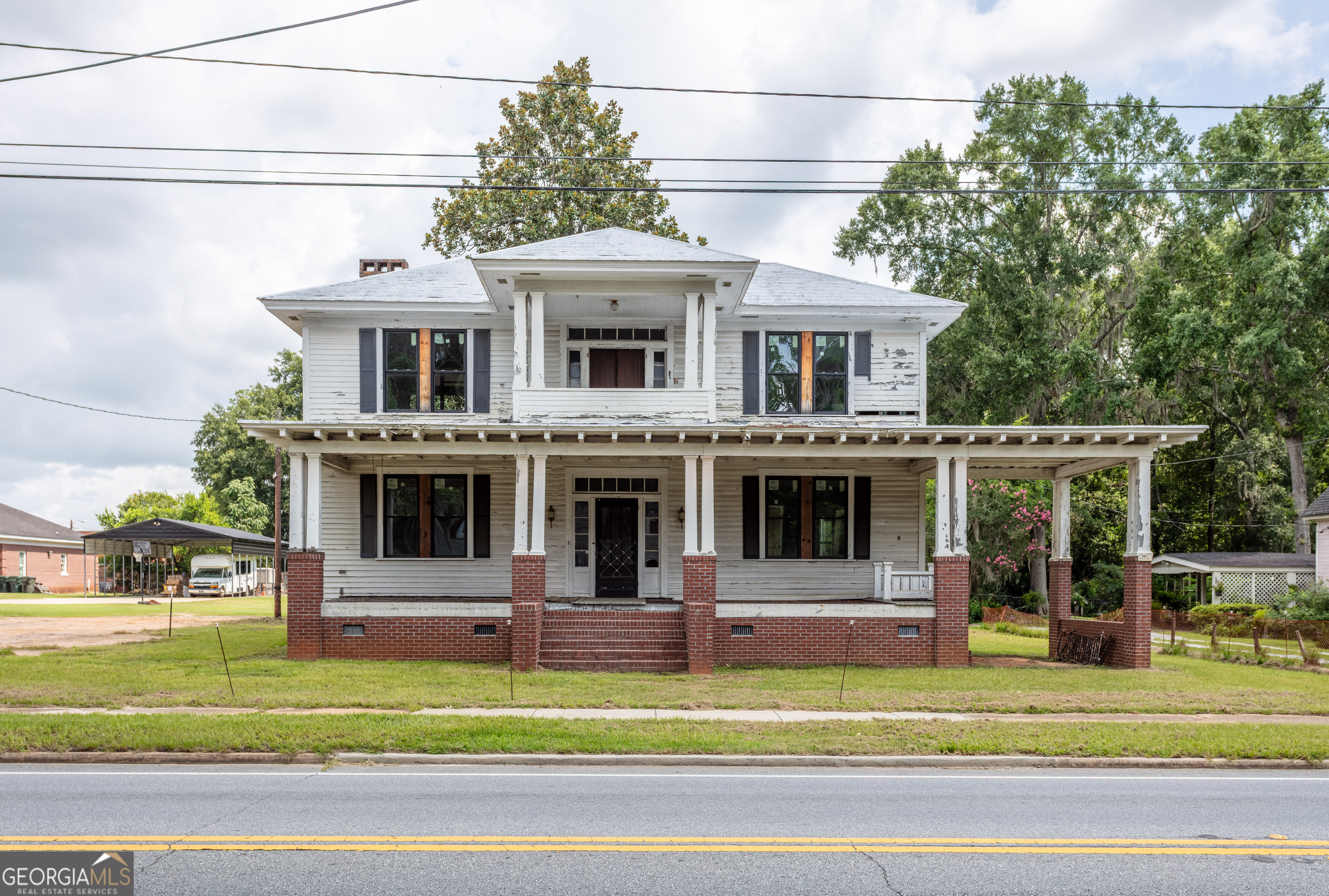 423 Shotwell Street Property Photo 1