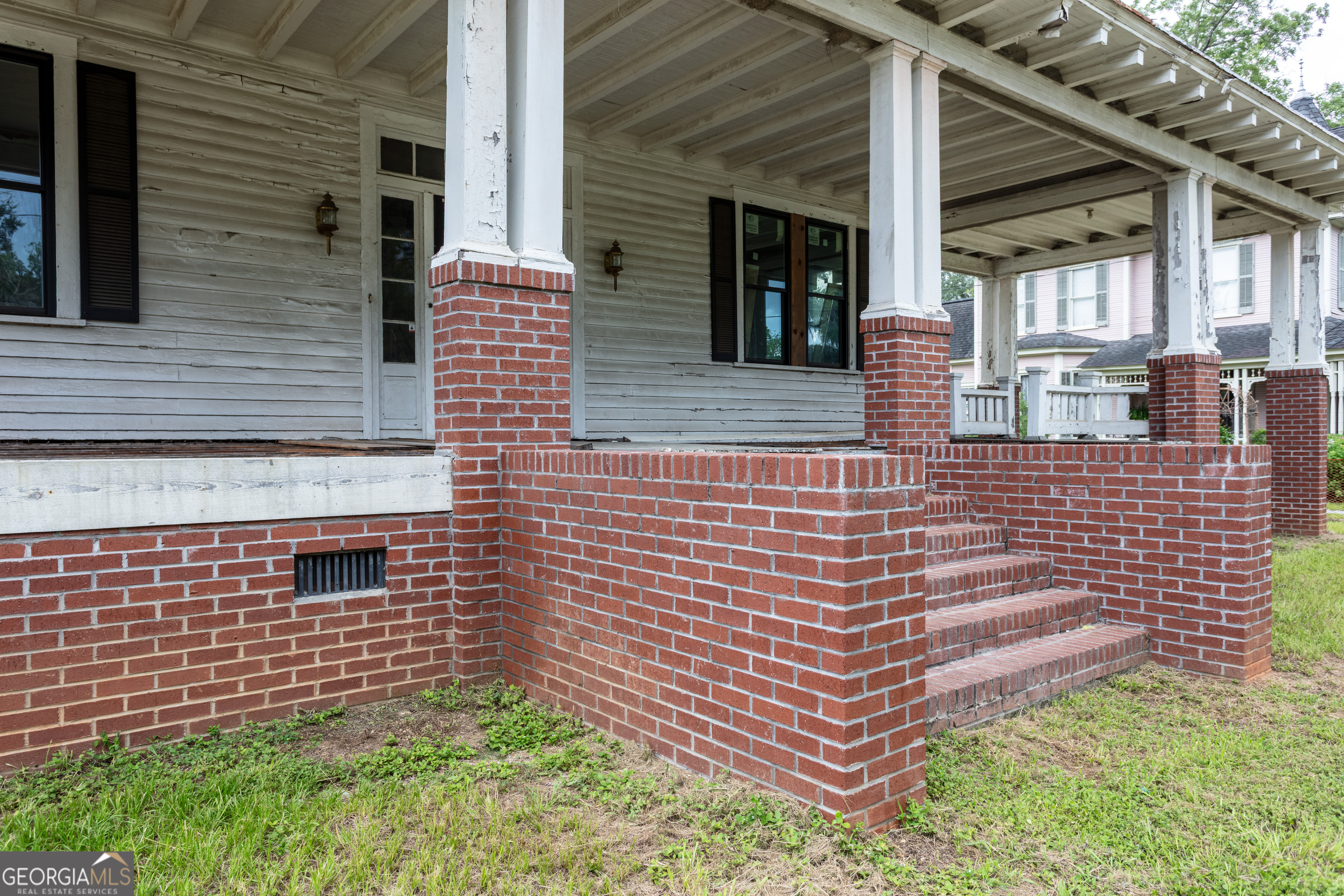 423 Shotwell Street Property Photo 15