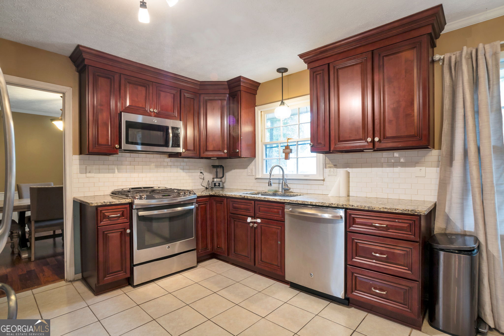 1210 Brookside Drive Ne Property Photo 5