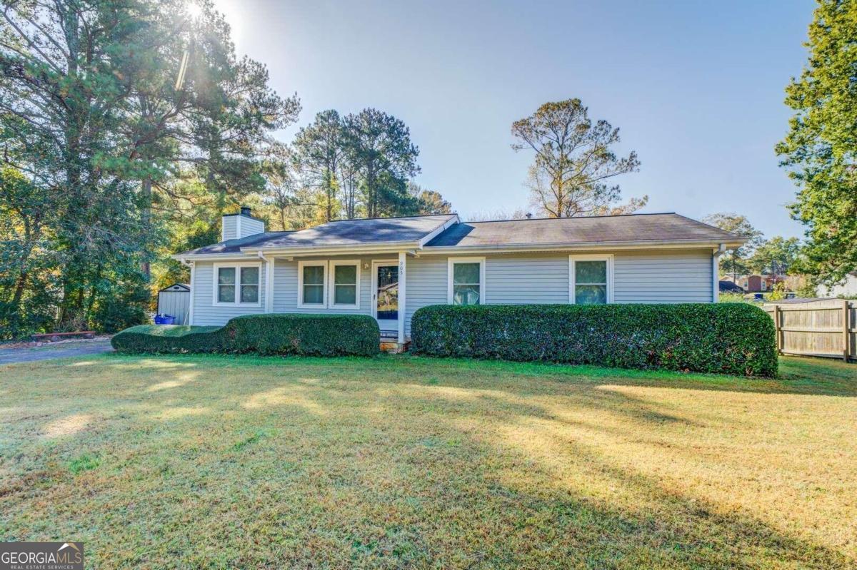 905 Rambling Rose Court NW Property Photo 1