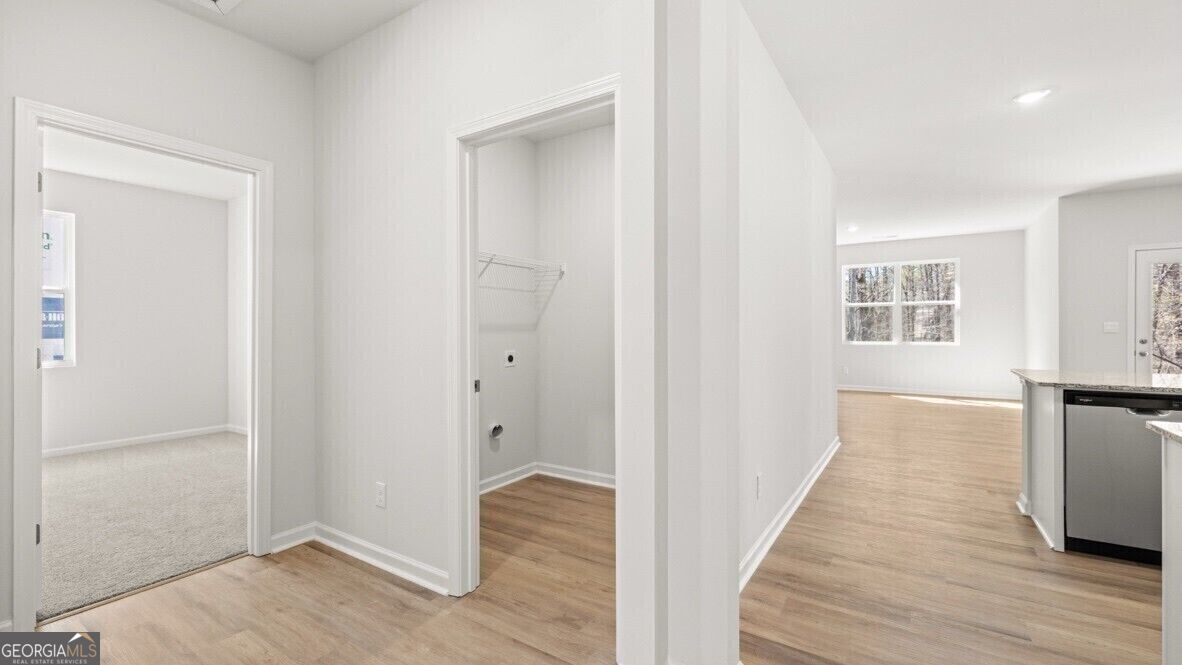 6067 Airedale Drive Property Photo 6
